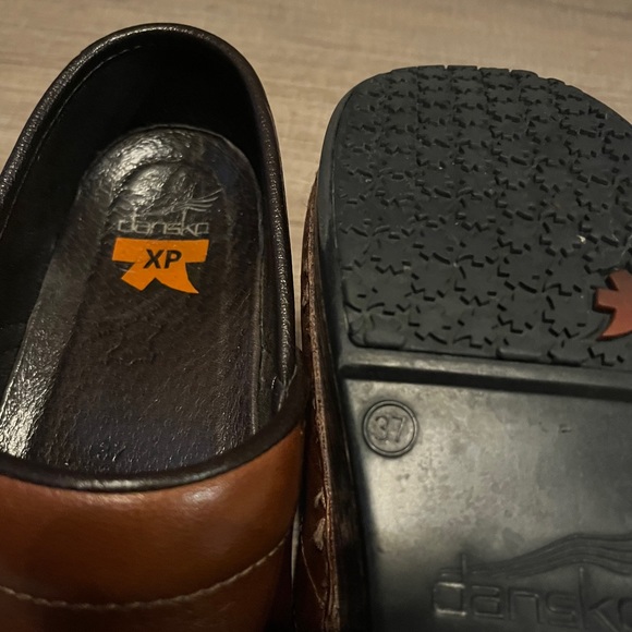Dansko XP Clogs - Picture 3 of 5